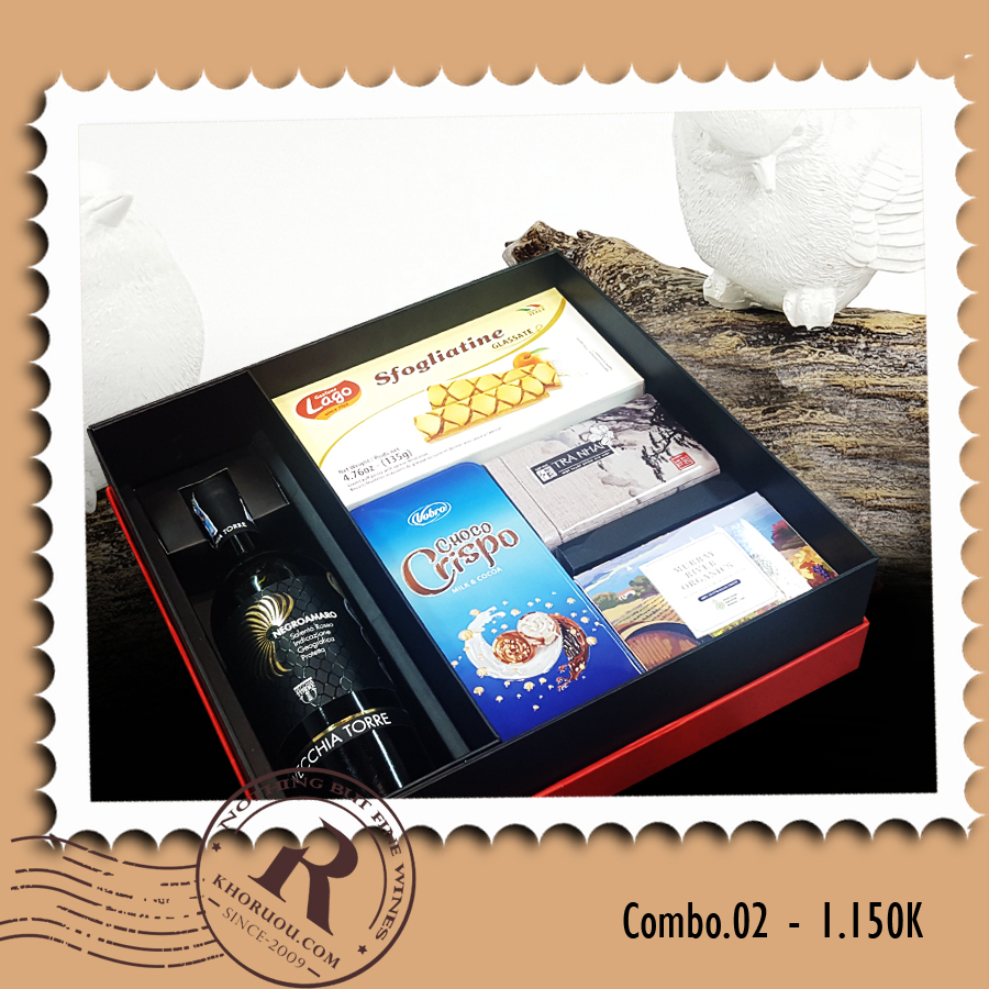 Combo hộp quà tết trọn vẹn chữ tình 02