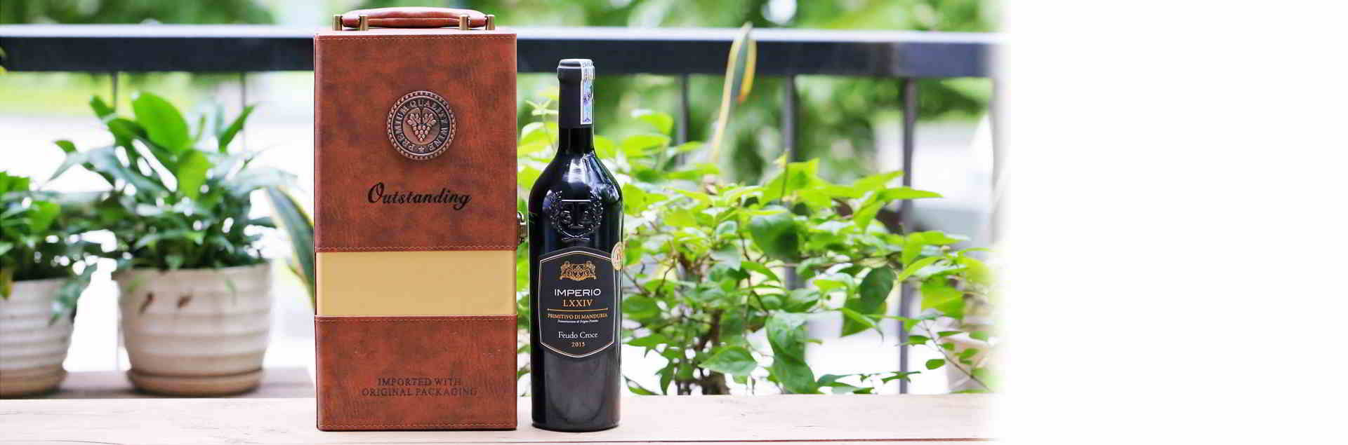 Hộp da cao cấp + vang Celebration Primitivo LXXIV