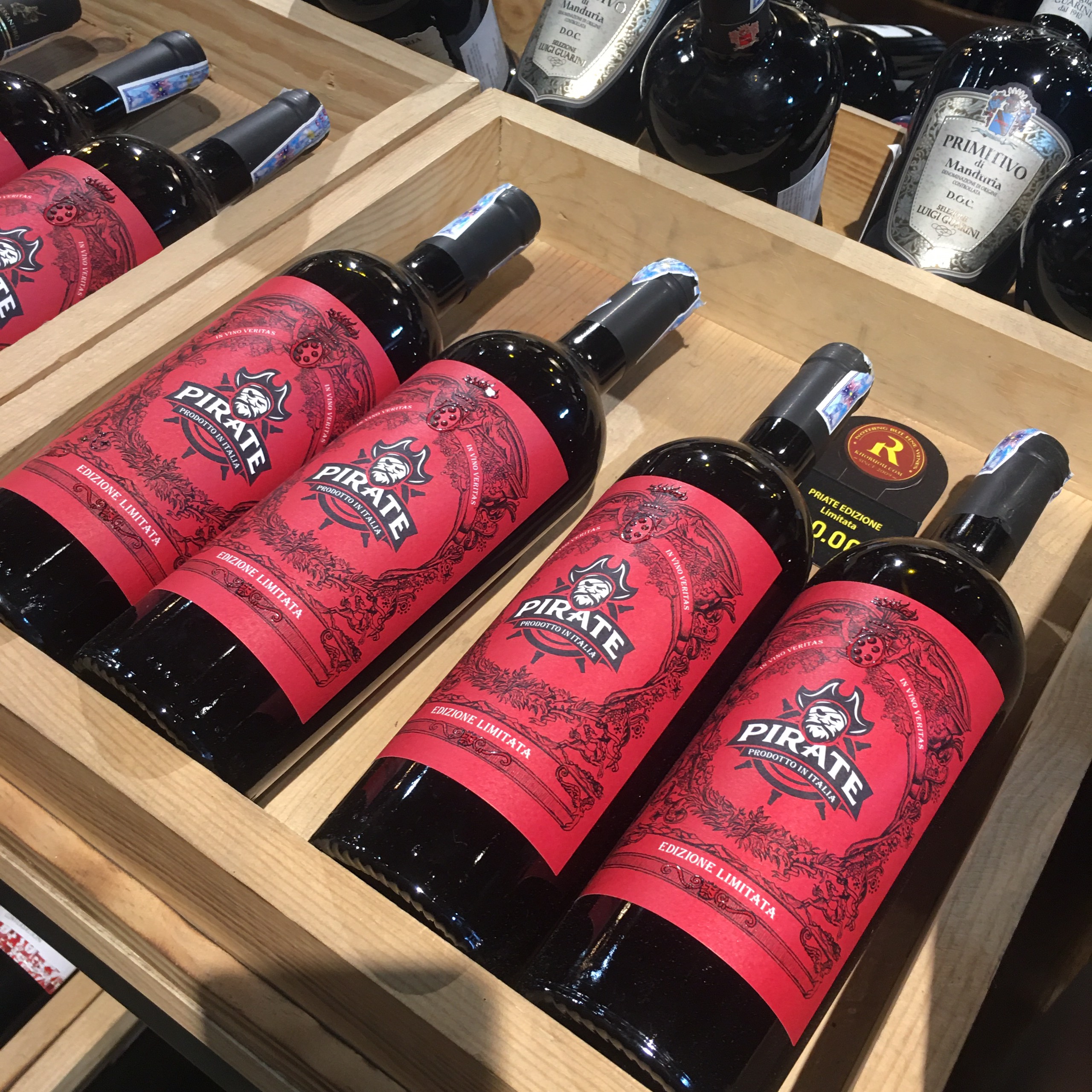 Rượu Vang Ý Pirate Rượu Vang Ý Pirate